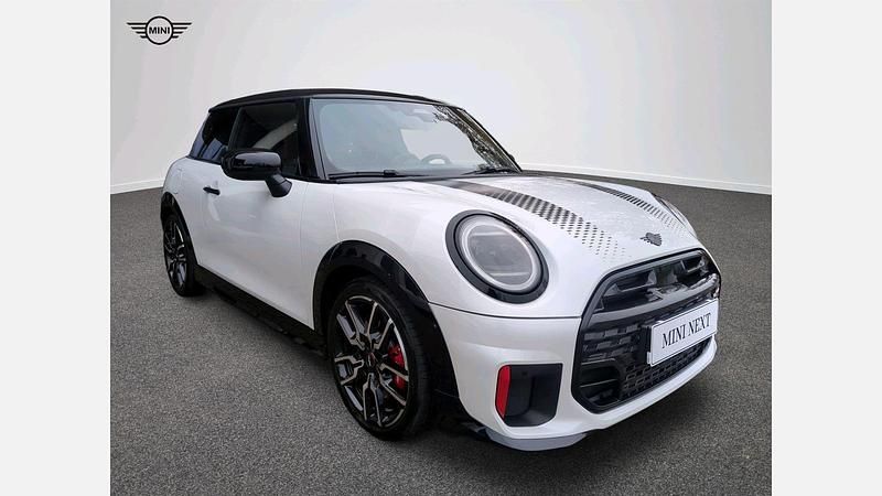 Nanuq white metalizowany Używany 2024 Mini John Cooper Works Hatchback | 153 900 zł (Uczciwa cena) - Obraz 1/4