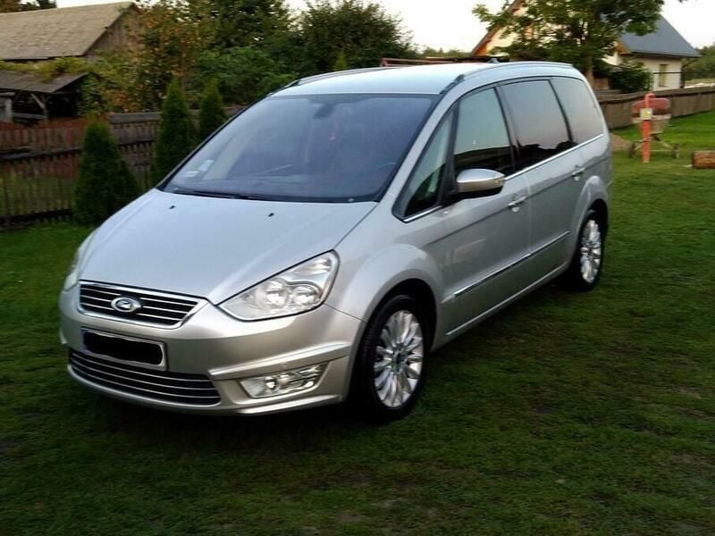 Srebrny Używany 2014 Ford Galaxy Minivan | 70 000 zł - Obraz 1/3