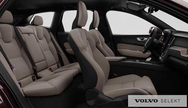 Używany Volvo XC60 250 KM (183 kW) 2026 Czerwony SUV