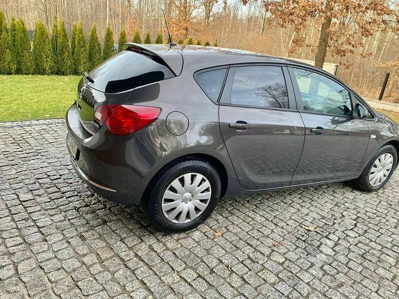 Inny kolor Używany 2015 Opel Astra Hatchback | 29 900 zł (Uczciwa cena) - Obraz 1/4
