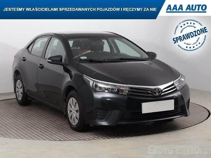 Używany Toyota Corolla 132 KM (97 kW) 2014 Błękitny