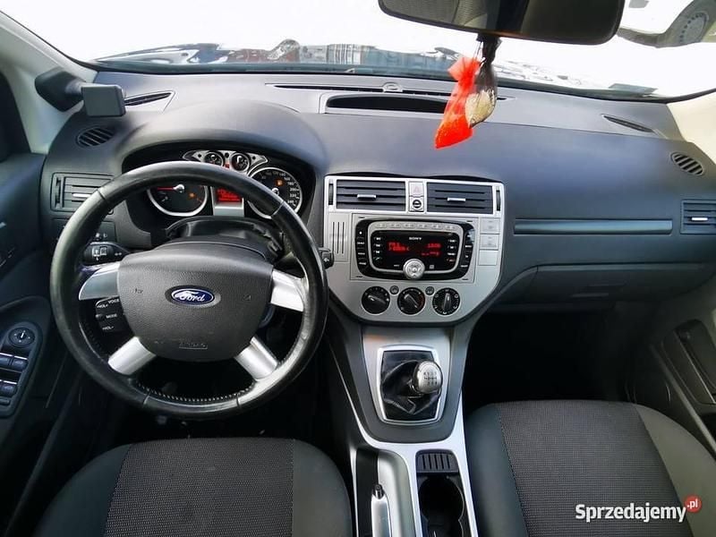 Używany Ford Kuga 140 KM (102 kW) 2012 SUV
