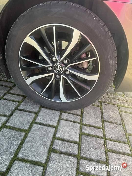 Używany 2018 Toyota Avensis | 50 000 zł (Uczciwa cena) - Obraz 1/4