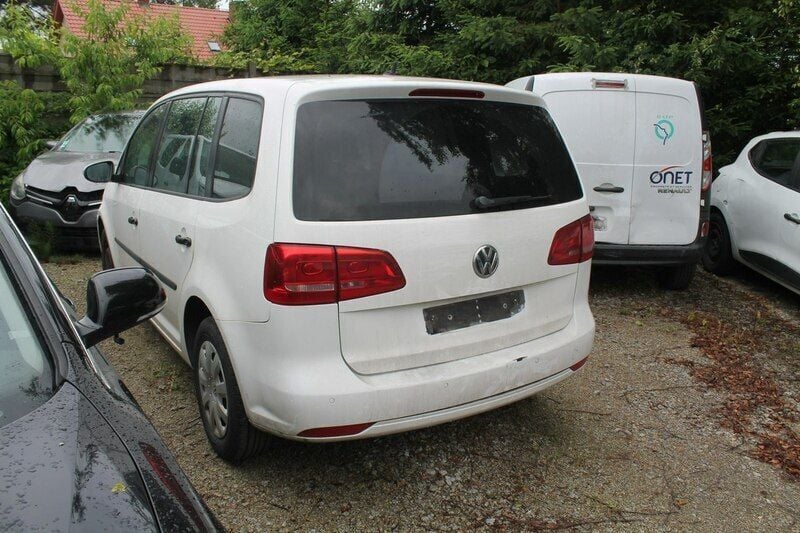 Biały Używany 2013 VW Touran Minivan | 14 900 zł - Obraz 1/4
