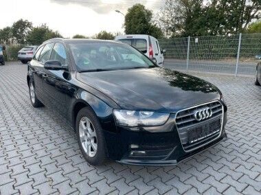 Inny kolor Używany 2012 Audi A4 Sedan/Limuzyna | 31 649 zł (Super Cena) - Obraz 1/4