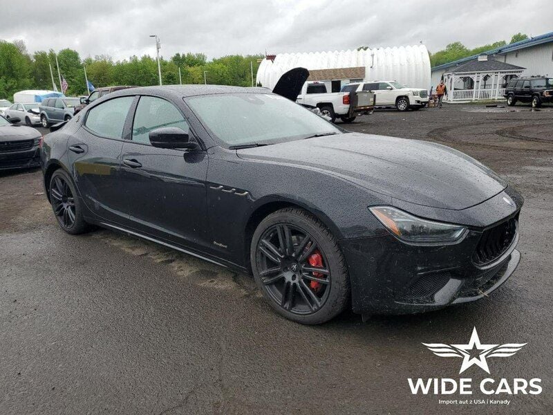 Czarny Używany 2019 Maserati Ghibli Coupe | 68 300 zł - Obraz 1/4