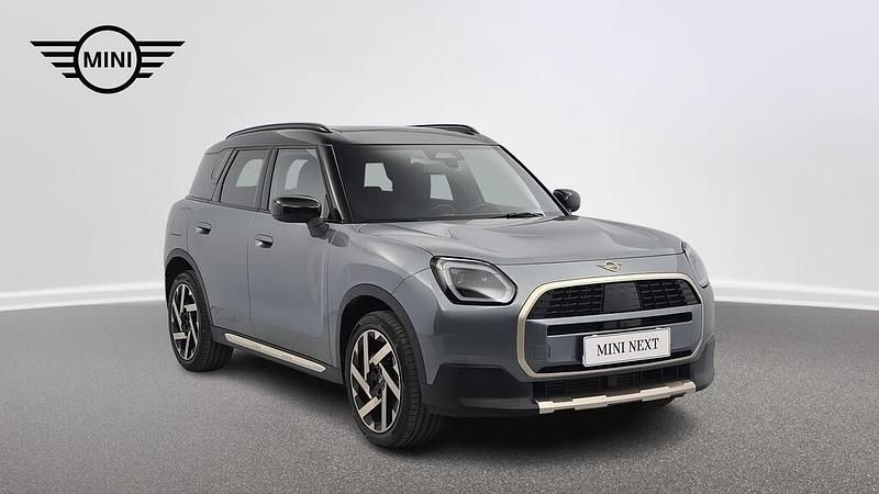 Smokey green metalizowany Używany 2025 Mini Countryman SUV | 177 900 zł (Uczciwa cena) - Obraz 1/4