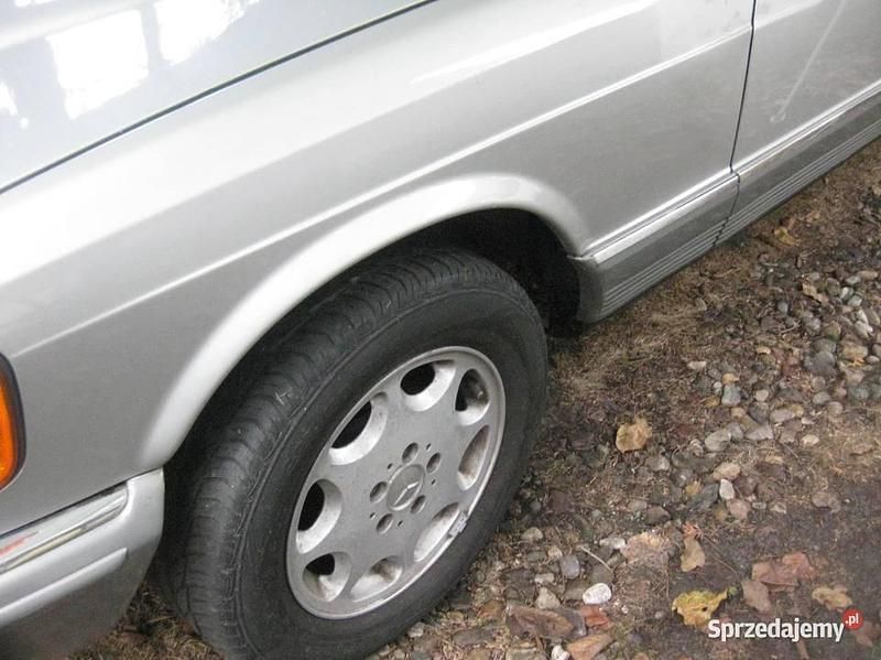 Używany 1983 Mercedes S280 Sedan/Limuzyna | 29 000 zł - Obraz 1/4