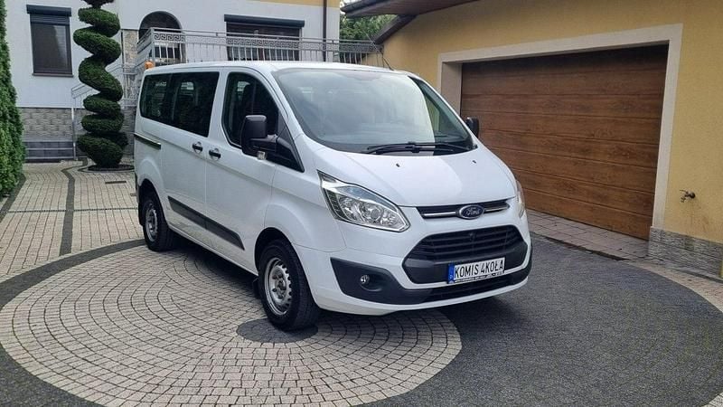 Biały (metalik) Używany 2014 Ford Transit Custom Sedan/Limuzyna | 45 900 zł (Uczciwa cena) - Obraz 1/4