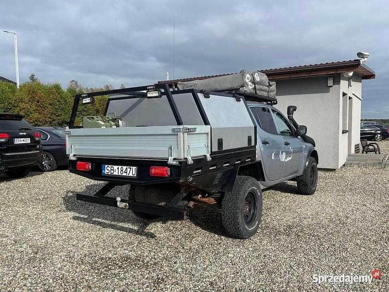 Używany Mitsubishi L200 2011 Srebrny Pickup