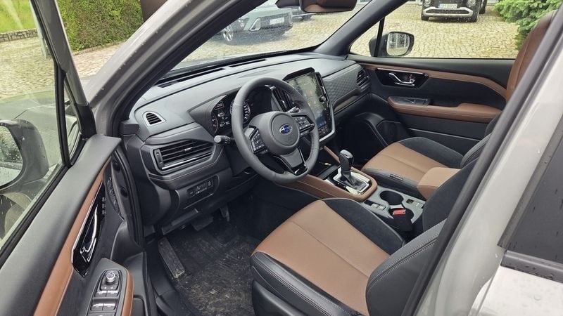 Subaru Nowe 2024 Subaru Forester Platinum SUV | 188 000 zł (Uczciwa cena) - Obraz 1/1