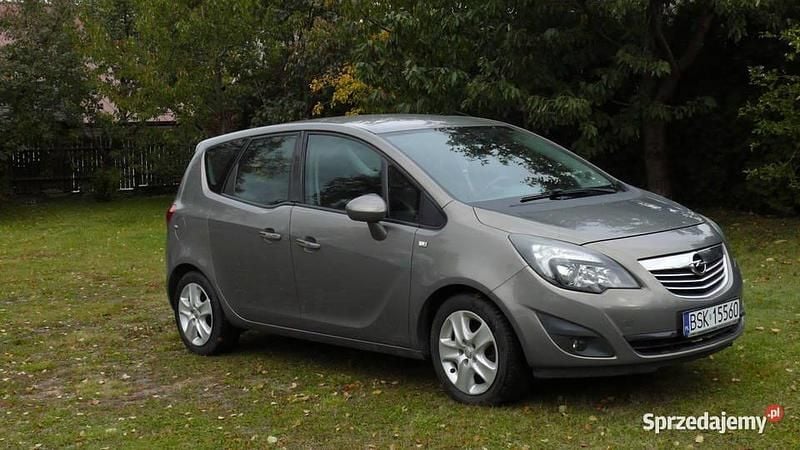 Brązowy Używany 2012 Opel Meriva Minivan | 19 900 zł (Uczciwa cena) - Obraz 1/4