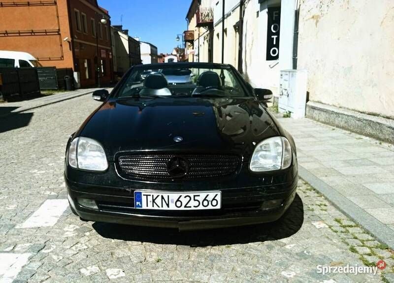 Czarny Używany 1996 Mercedes SLK230 Kabriolet | 17 500 zł - Obraz 1/4