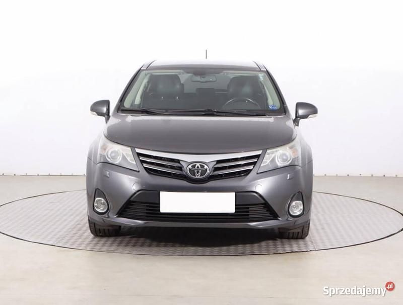 Szary Używany 2012 Toyota Avensis Kombi | 40 999 zł (Uczciwa cena) - Obraz 1/4