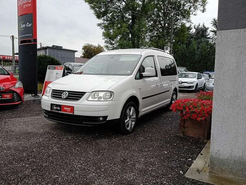 Biały (metalik) Używany 2010 VW Caddy Minivan | 25 500 zł (Uczciwa cena) - Obraz 1/4