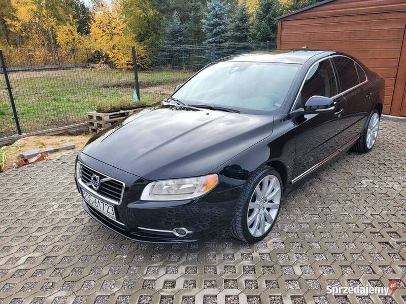 Używany Volvo S80 163 KM (119 kW) 2011 Czarny Sedan/Limuzyna