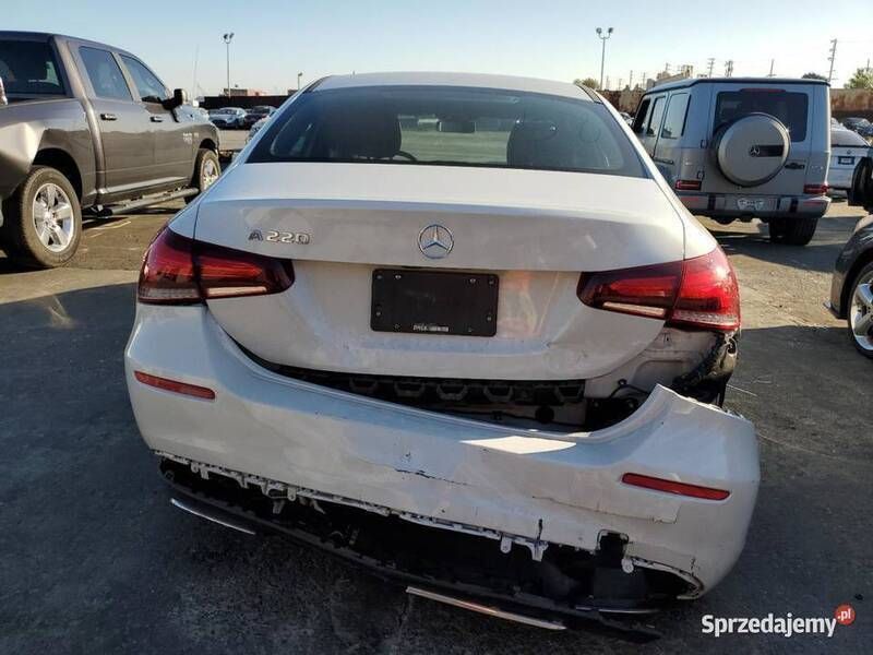 Używany 2019 Mercedes A220 | 51 000 zł - Obraz 1/4