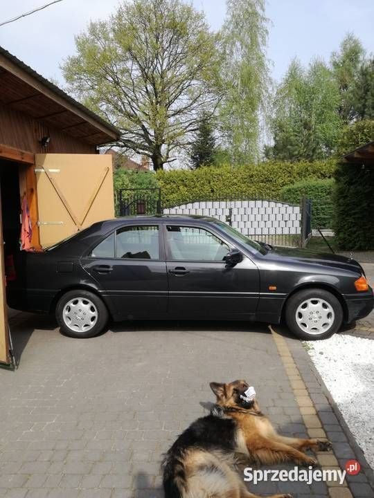 Używany Mercedes C180 1995 Czarny Sedan/Limuzyna