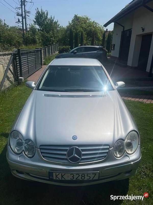 Używany 2002 Mercedes CLK320 | 28 500 zł - Obraz 1/4