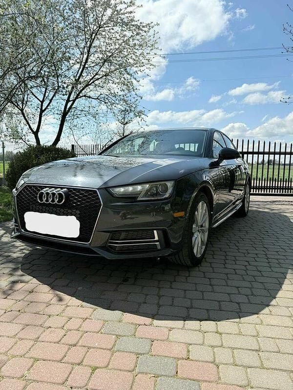 Używany Audi A4 S-Line 2018 Szary Sedan/Limuzyna