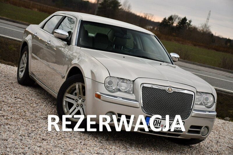 Złoty (metalik, perła) Używany 2007 Chrysler 300C Sedan/Limuzyna | 21 999 zł (Uczciwa cena) - Obraz 1/4