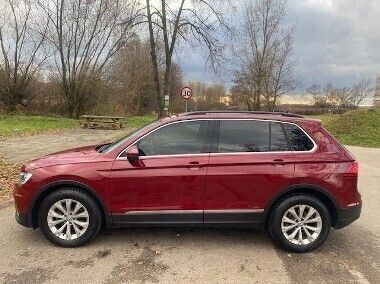 Bordowy Używany 2018 VW Tiguan SUV | 75 500 zł (Dobra cena) - Obraz 1/4