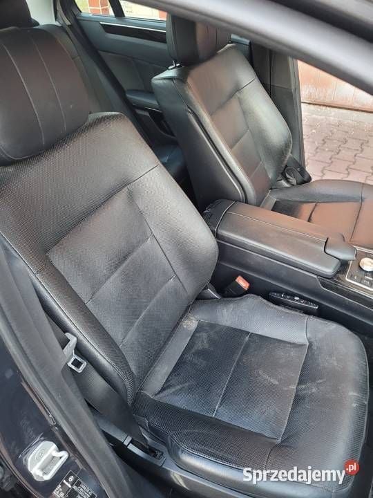 Używany Mercedes E350 2011 Granatowy Sedan/Limuzyna