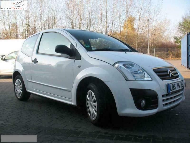 Używany Citroën C2 65 KM (47 kW) 2009 Biały (metalik) Hatchback