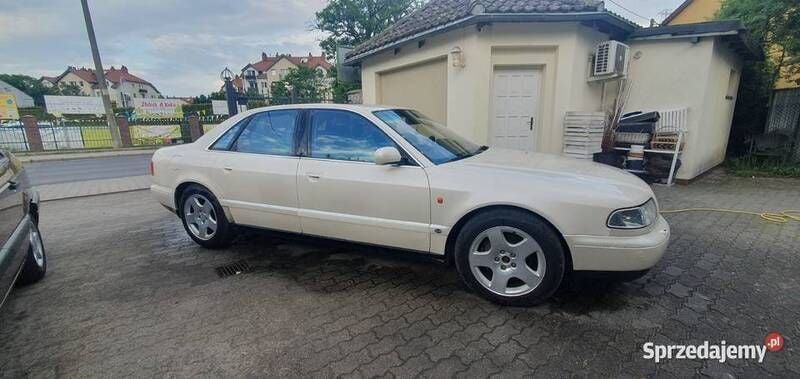 Używany 1996 Audi A8 Exclusive Sedan/Limuzyna | 21 400 zł - Obraz 1/4