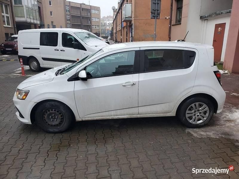 Używany Chevrolet Sonic 2017 Biały Hatchback