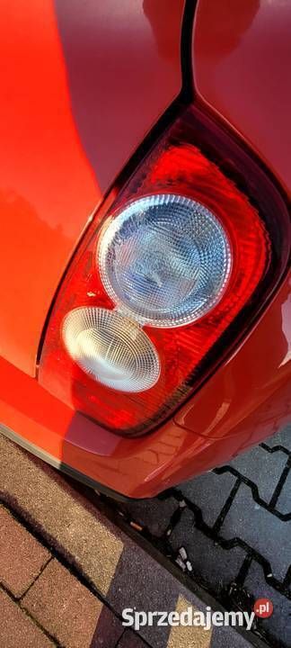 Używany Nissan Micra 65 KM (47 kW) 2005 Czerwony Hatchback