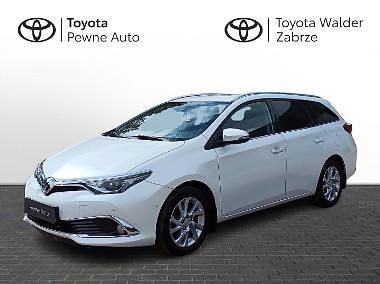 Biały Używany 2015 Toyota Auris Kombi | 45 500 zł (Dość drogi) - Obraz 1/3