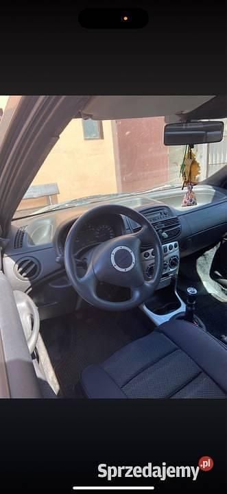 Srebrny Używany 2003 Fiat Punto Hatchback | 1500 zł (Uczciwa cena) - Obraz 1/4