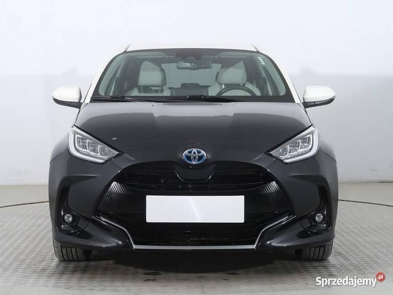 Czarny Używany 2020 Toyota Yaris Hybrid Hatchback | 82 999 zł (Drogi) - Obraz 1/4