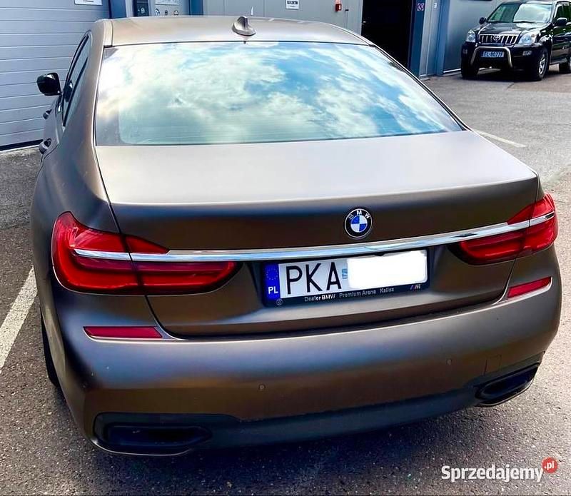 Brązowy Używany 2018 BMW 740L Comfort Edition Sedan/Limuzyna | 199 000 zł - Obraz 1/1