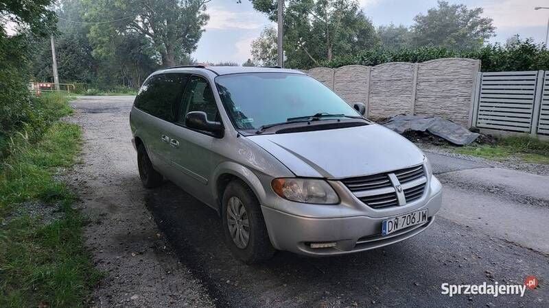 Używany 2004 Chrysler Town & Country | 11 000 zł - Obraz 1/4