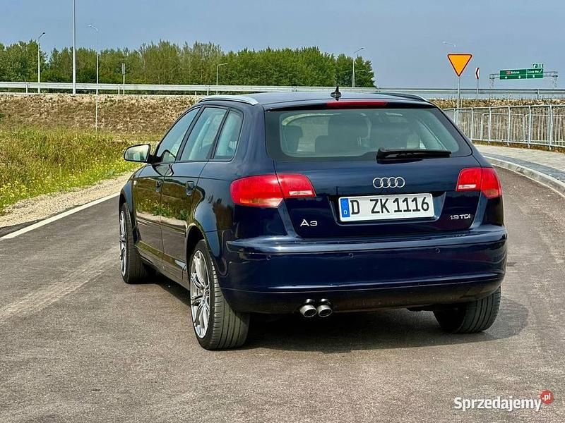 Używany Audi A3 2007 Granatowy Sedan/Limuzyna