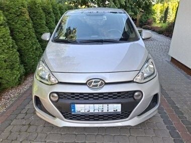 Srebrny Używany 2018 Hyundai i10 GO! Hatchback | 36 500 zł - Obraz 1/4