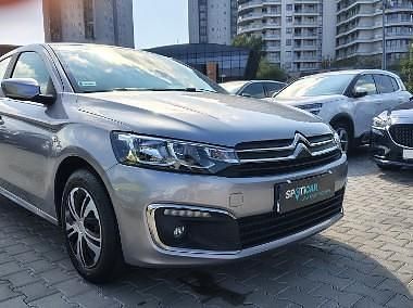 Srebrny Używany 2018 Citroën C-Elysee II PureTech Sedan/Limuzyna | 29 900 zł - Obraz 1/4