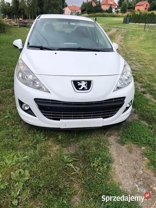 Biały Używany 2011 Peugeot 207 Hatchback | 6000 zł (Dobra cena) - Obraz 1/4