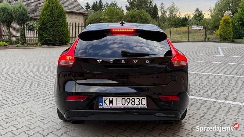 Używany Volvo V40 Ocean Race 2015 Czarny Kombi