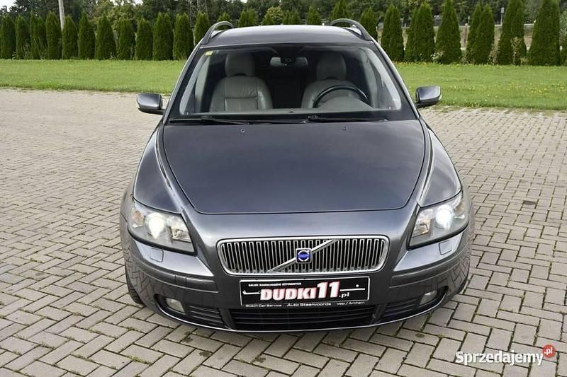 Używany Volvo V50 136 KM (100 kW) 2005 Szary (metalik) Kombi