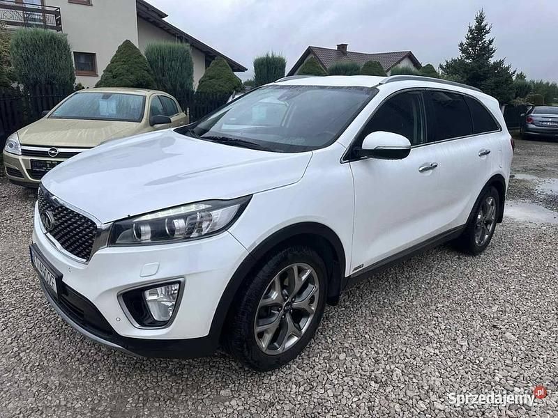 Biały Używany 2016 Kia Sorento 2 SUV | 49 900 zł (Uczciwa cena) - Obraz 1/4