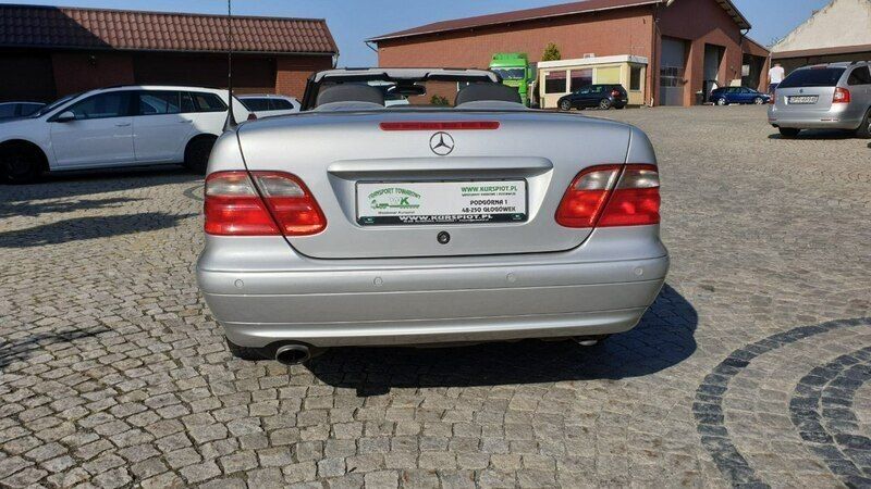 Używany Mercedes CLK230 Avantgarde 197 KM (144 kW) 2000 Srebrny Kabriolet