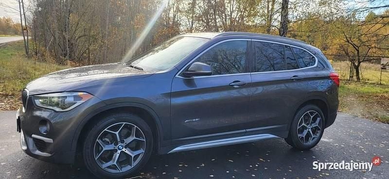Grafitowy Używany 2016 BMW X1 SUV | 64 900 zł (Uczciwa cena) - Obraz 1/4