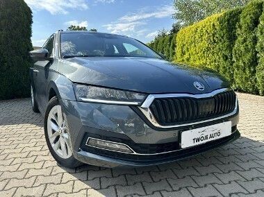 Szary Używany 2021 Skoda Octavia Kombi | 89 900 zł (Dość drogi) - Obraz 1/4