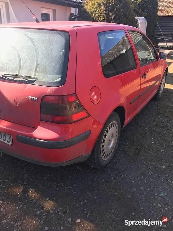Używany VW Golf IV 2000 Czerwony Hatchback