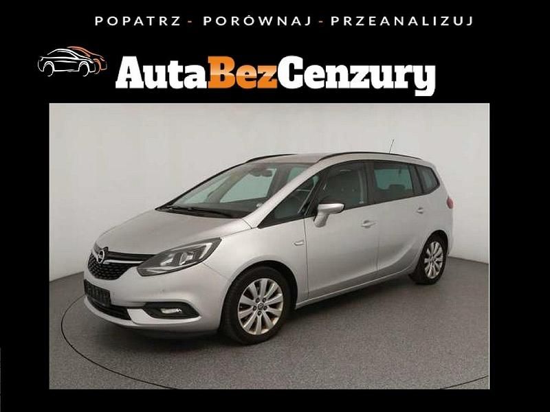 Srebrny (metalik) Używany 2017 Opel Zafira Edition Minivan | 42 900 zł (Dość drogi) - Obraz 1/4