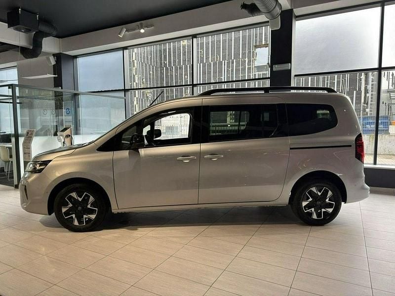 Nowe Nissan Townstar 130 KM (95 kW) 2025 Srebrny (metalik) Van