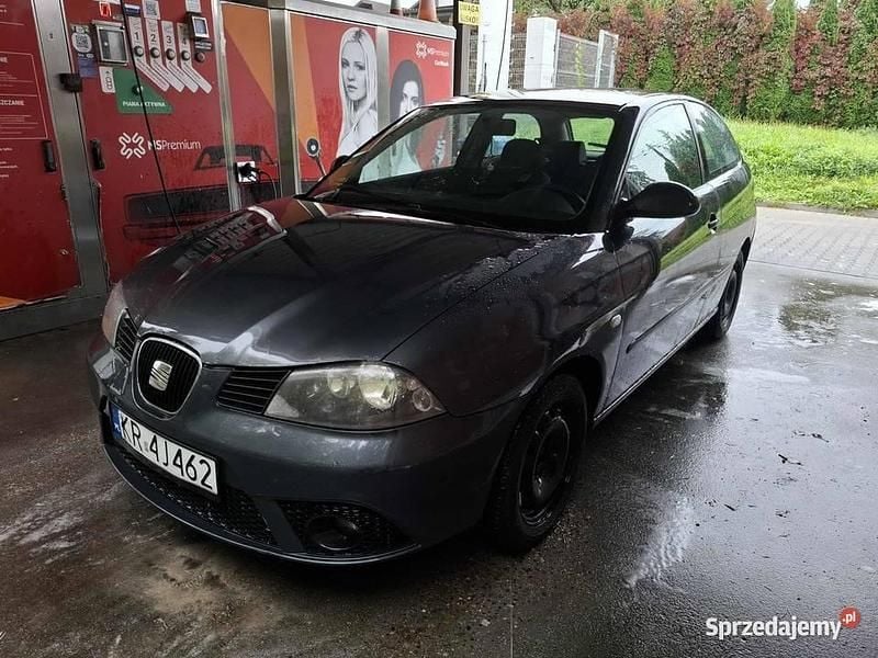 Szary Używany 2006 Seat Ibiza Hatchback | 4900 zł (Uczciwa cena) - Obraz 1/4